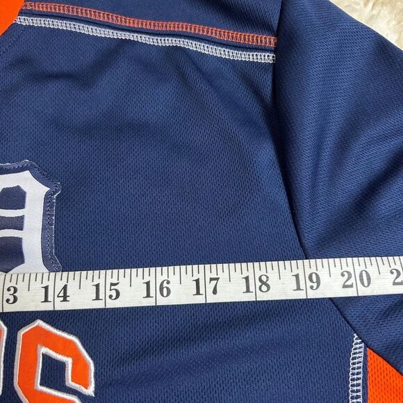 Men's Navy and Orange Tigers D - Picture 4 of 8